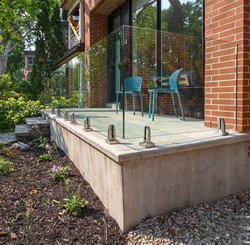postless-glass-railing
